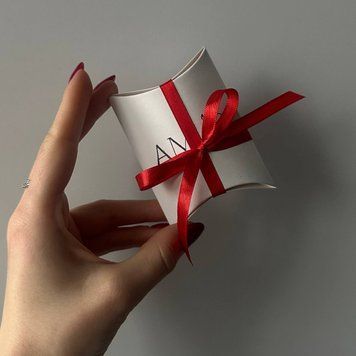 White Mini Packaging