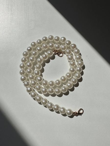 Removable strap with pearls for clutches, gold color